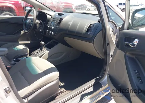 2016 Kia Forte Lx z USA, uszkodzony, nr VIN KNAFK4A69G5550404